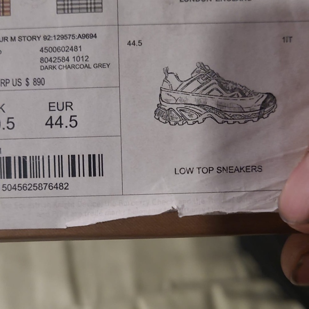 Selling my Burberrys
